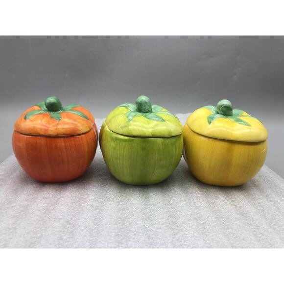 unbranded Other - 3 COLORFUL MINI CONDIMENT PEPPER SHAPED SERVING BOWLS w/LIDS (has chip) READ